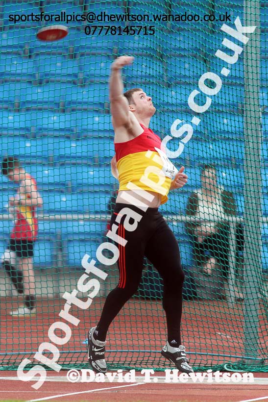 Mens  senior discus, Northern Senior and Under-20s Track and Field Champs., Manchester. Photo: David T. Hewitson/Sports for All Pics